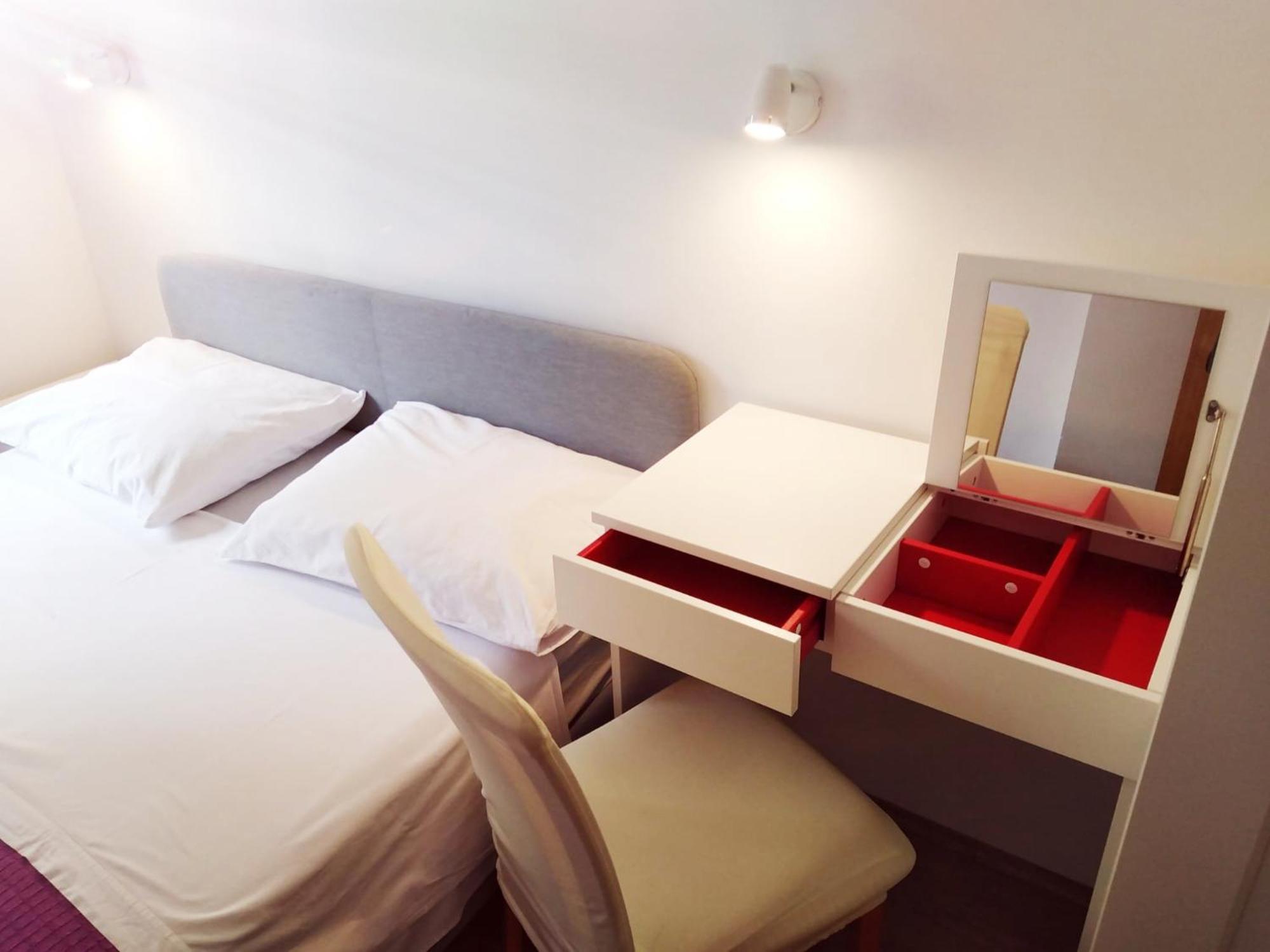 Apartment Mia - Spacious Apartment On 85 M2 With Beautiful Sea View Trogir Room photo